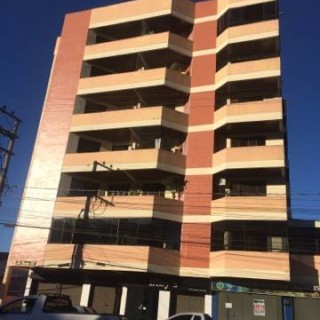 Vende-se amplo apartamento de 03 dormitórios na Av. Barão do Rio Branco